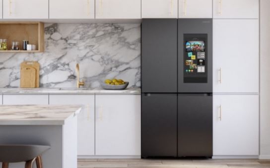 Family hub multi-door fridge freezer